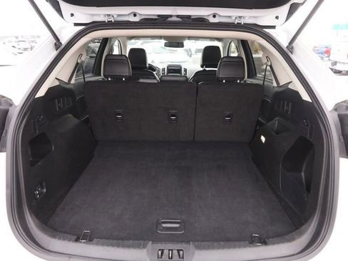 Certified 2024 Ford Edge SEL image 7