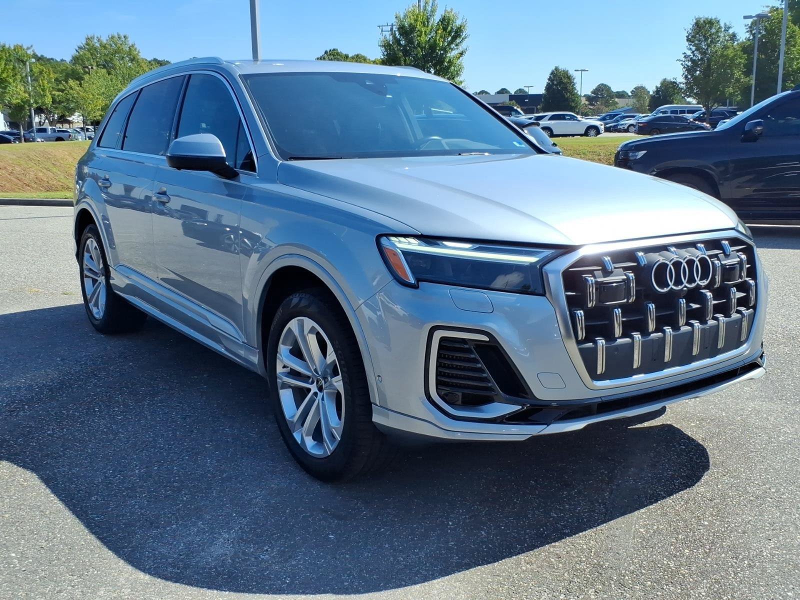 Certified 2025 Audi Q7 3.0T Premium Plus AWD/4WD image 5