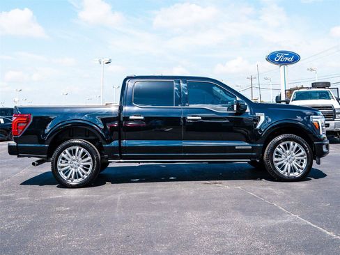 Used 2024 Ford F150 Platinum w/ Equipment Group 703A Plus AWD/4WD image 3