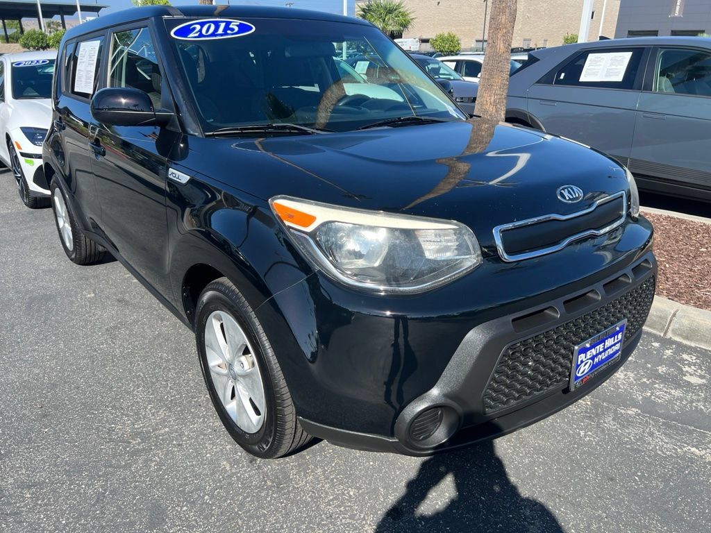 Used 2015 Kia Soul FWD image 2