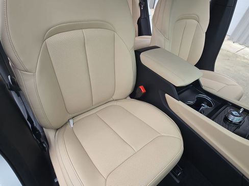 New 2026 Jeep Grand Cherokee Limited image 10