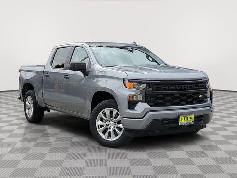 New 2026 Chevrolet Silverado 1500 Custom image 2