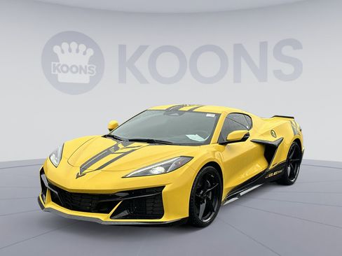 Used 2025 Chevrolet Corvette E-Ray w/ Battery Protection Package AWD/4WD image 1