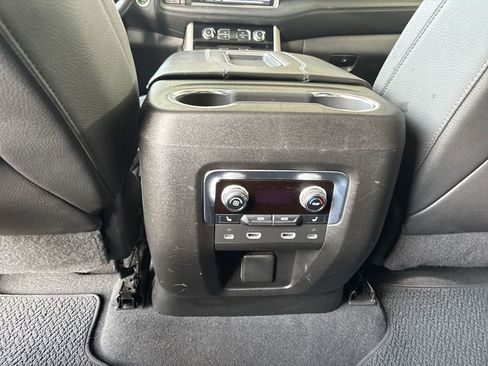 Certified 2022 GMC Yukon XL Denali w/ Denali Ultimate Package image 22