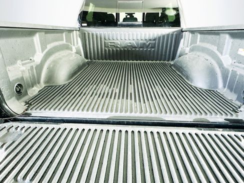 Used 2022 RAM 1500 Big Horn image 26