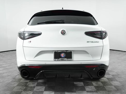 New 2025 Alfa Romeo Stelvio Sprint AWD/4WD image 6