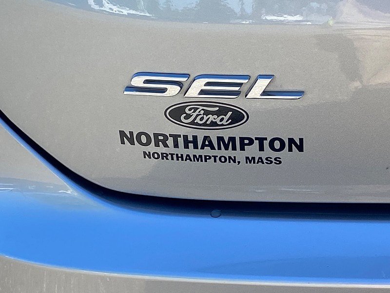 Certified 2023 Ford Edge SEL w/ Convenience Package AWD/4WD image 8