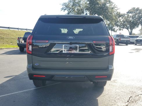 Certified 2025 Ford Expedition Tremor image 8