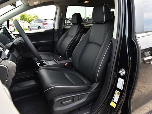 New 2026 Honda Odyssey Touring image 21