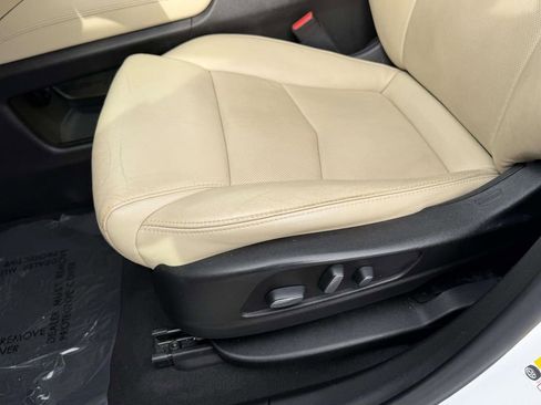 Used 2019 Cadillac XT5 Luxury image 17