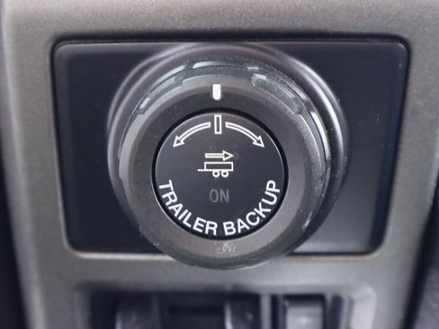 Used 2019 Ford F150 Raptor w/ Equipment Group 802A Luxury image 32