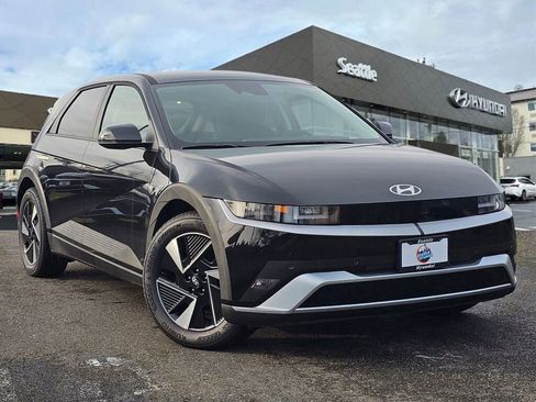 New 2026 Hyundai Ioniq 5 SE image 1