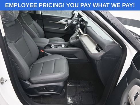 New 2026 Ford Explorer Active w/ Active Comfort Package AWD/4WD image 10