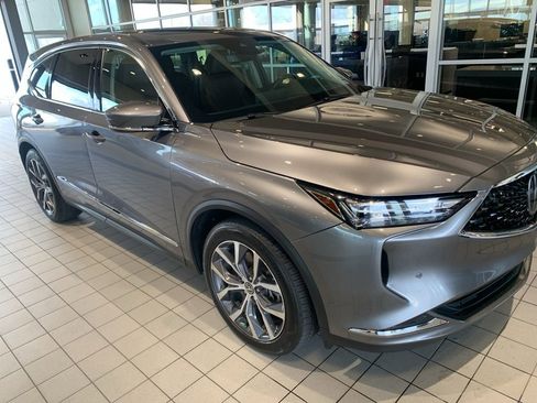 Used 2022 Acura MDX FWD w/ Technology Package image 3