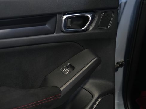 Used 2024 Honda Civic Type R image 27