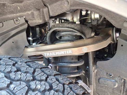 Used 2025 Toyota Tacoma 4x4 Double Cab Hybrid w/ Tow Tech Package image 10