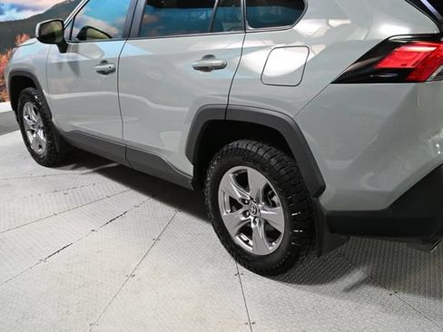 Used 2022 Toyota RAV4 XLE w/ Convenience Package AWD/4WD image 7