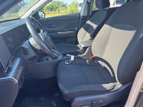 Used 2025 Hyundai Kona SEL FWD image 21