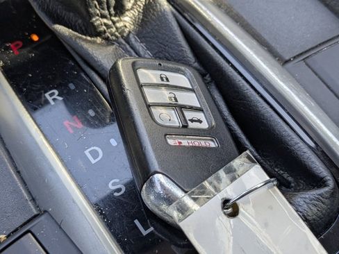 Used 2019 Honda Civic EX image 22