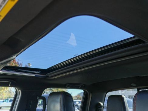 Used 2023 Nissan Frontier Pro-X w/ Pro-X Premium Package image 11