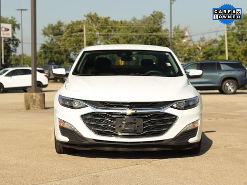 Used 2024 Chevrolet Malibu LT FWD image 2