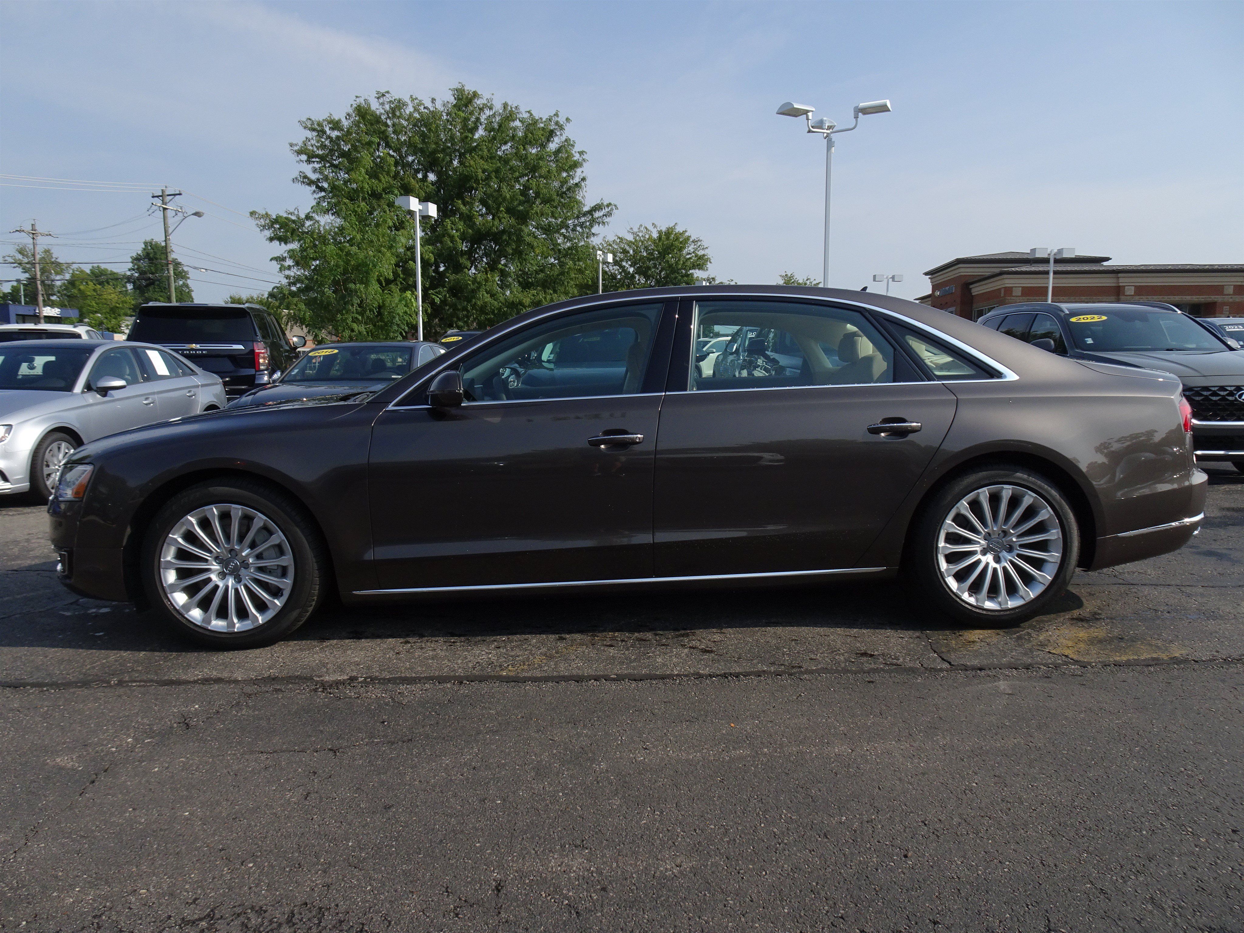 Used 2015 Audi A8 L 3.0T AWD/4WD image 2
