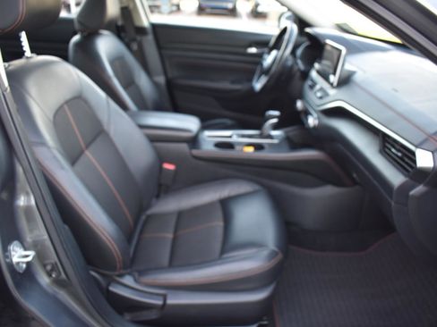Used 2020 Nissan Altima 2.5 SR FWD image 56