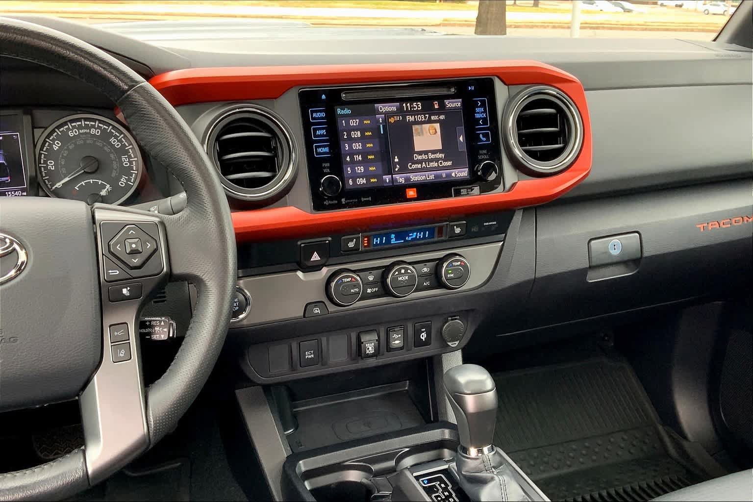Used 2019 Toyota Tacoma TRD Sport w/ TRD Premium Sport Package RWD image 7