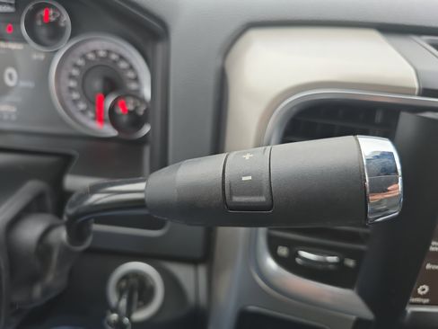 Used 2018 RAM 2500 Big Horn w/ Harvest Edition AWD/4WD image 25