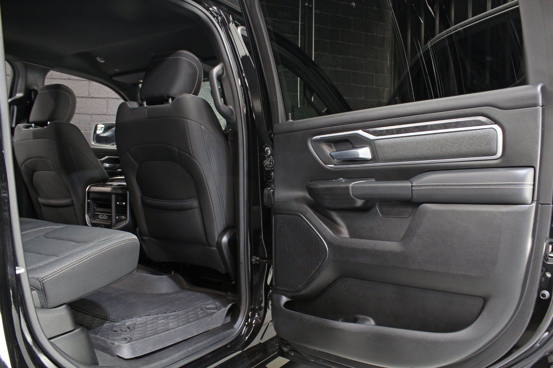 Used 2022 RAM 1500 Big Horn AWD/4WD image 50