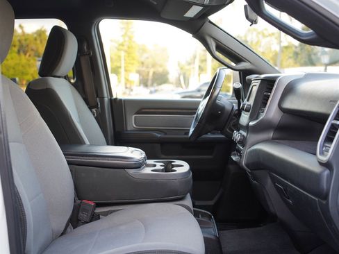 Used 2021 RAM 2500 Big Horn image 23