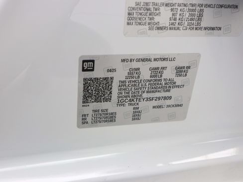 Used 2025 Chevrolet Silverado 3500 LT w/ Convenience Package AWD/4WD image 34