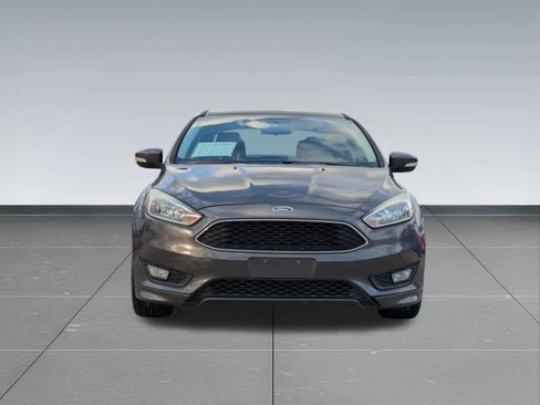 Used 2015 Ford Focus SE w/ SE Ecoboost Package image 9