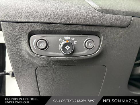 Used 2023 Buick Encore GX Preferred FWD image 21