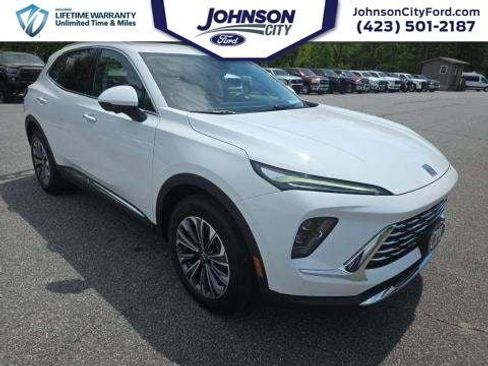 Used 2025 Buick Envision Preferred AWD/4WD image 1