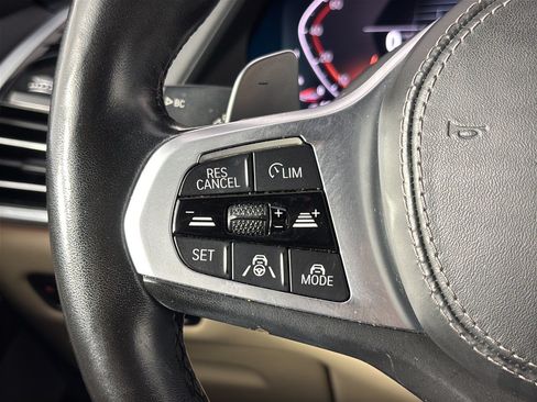Used 2021 BMW X5 sDrive40i w/ M Sport Package RWD image 18