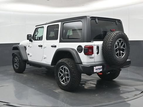 Used 2026 Jeep Wrangler Unlimited Rubicon AWD/4WD image 31