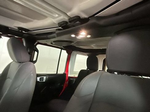 Used 2023 Jeep Wrangler Unlimited w/ Cold Weather Group AWD/4WD image 11