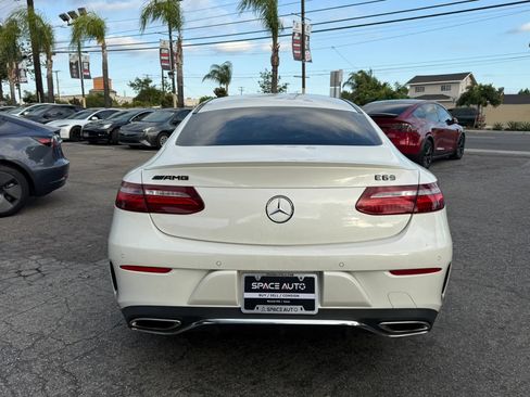Used 2018 Mercedes-Benz E 400 Coupe image 4