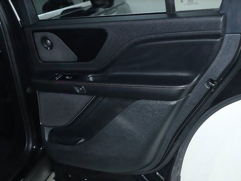 Certified 2023 Lincoln Aviator Reserve w/ Equipment Group 201A image 32