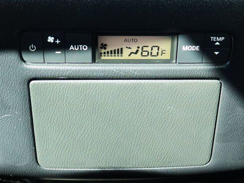 Used 2022 INFINITI QX80 Luxe w/ All-Season Package image 36