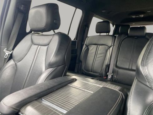 Used 2024 Jeep Wagoneer L Series II w/ Flexible Seating Group image 29