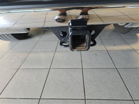 Used 2025 GMC Sierra 1500 SLT w/ SLT Convenience Package image 29