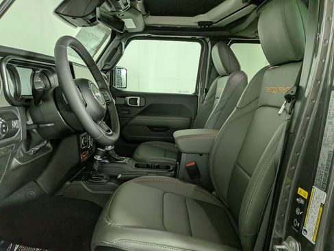 New 2026 Jeep Gladiator Mojave AWD/4WD image 15