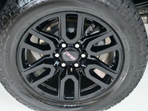 Used 2022 GMC Sierra 1500 Elevation image 21