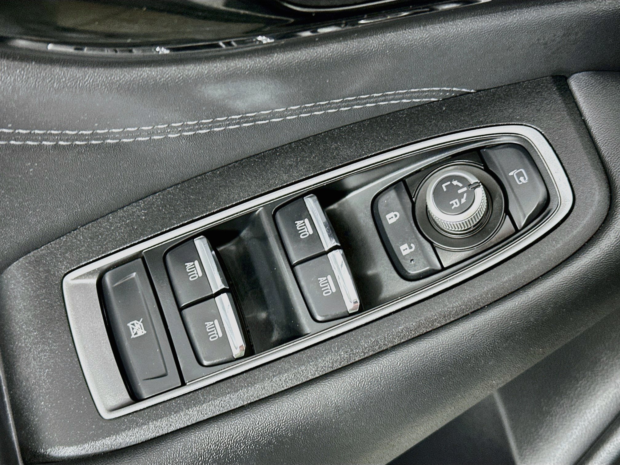Used 2024 Subaru Outback Touring XT AWD/4WD image 18