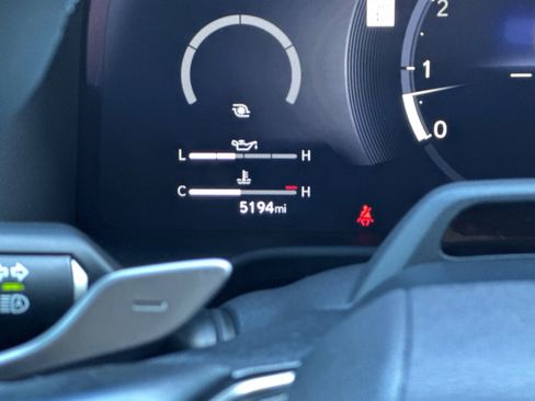 Used 2025 Lexus GX 550 image 23