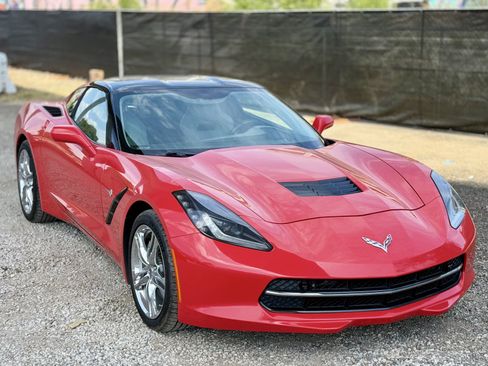 Used 2017 Chevrolet Corvette Stingray Coupe w/ 3LT Preferred Equipment Group RWD image 5