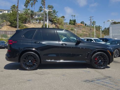 New 2026 BMW X5 sDrive40i w/ M Sport Package RWD image 3