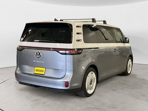 New 2025 Volkswagen ID. Buzz 1st Edition image 6